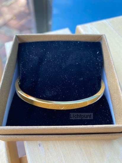 Armband goud hartje